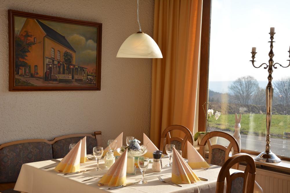 Hotel Kalenborner Hoehe Экстерьер фото